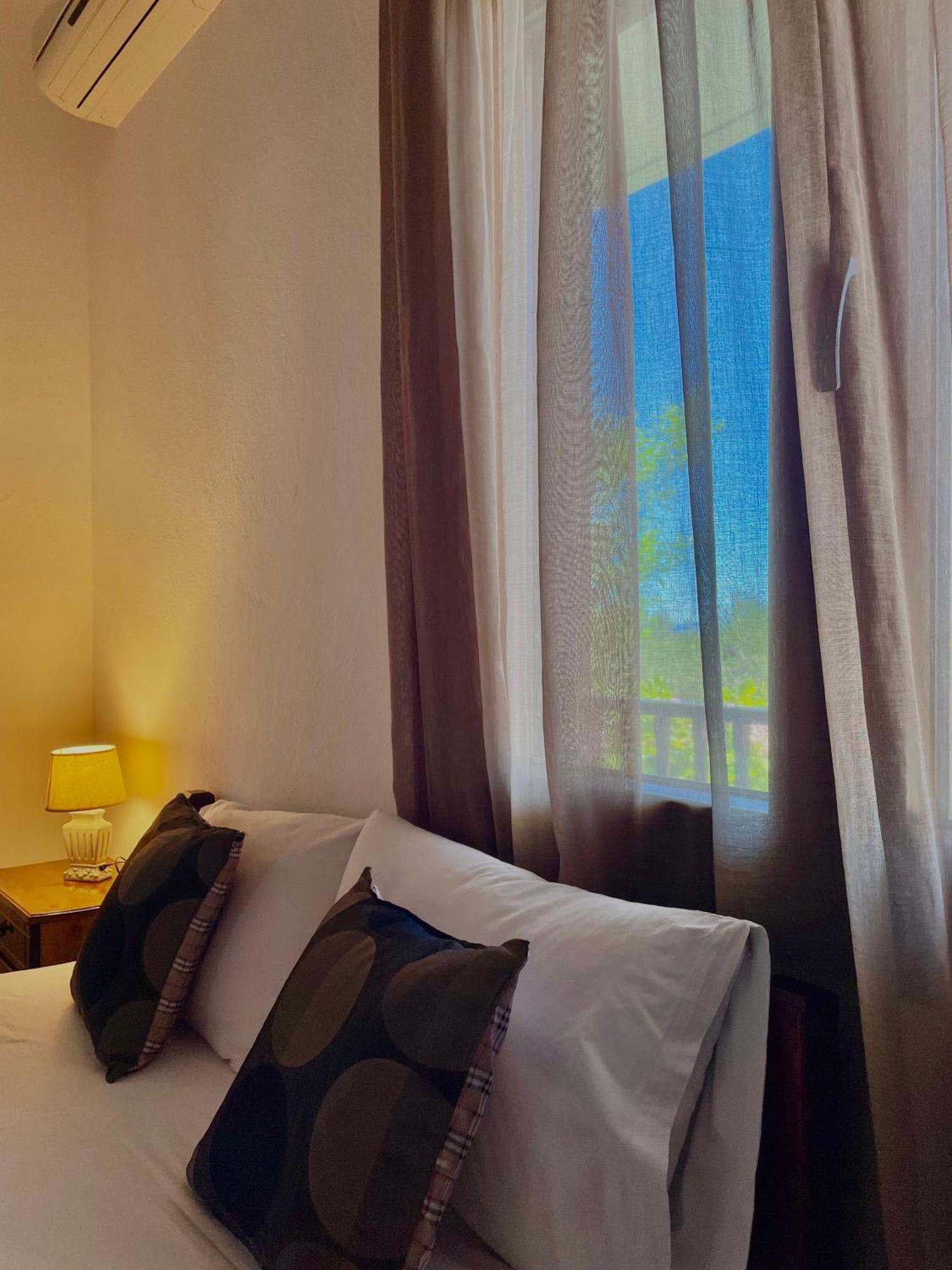 Anna Dani Apartments Vourvourou Esterno foto