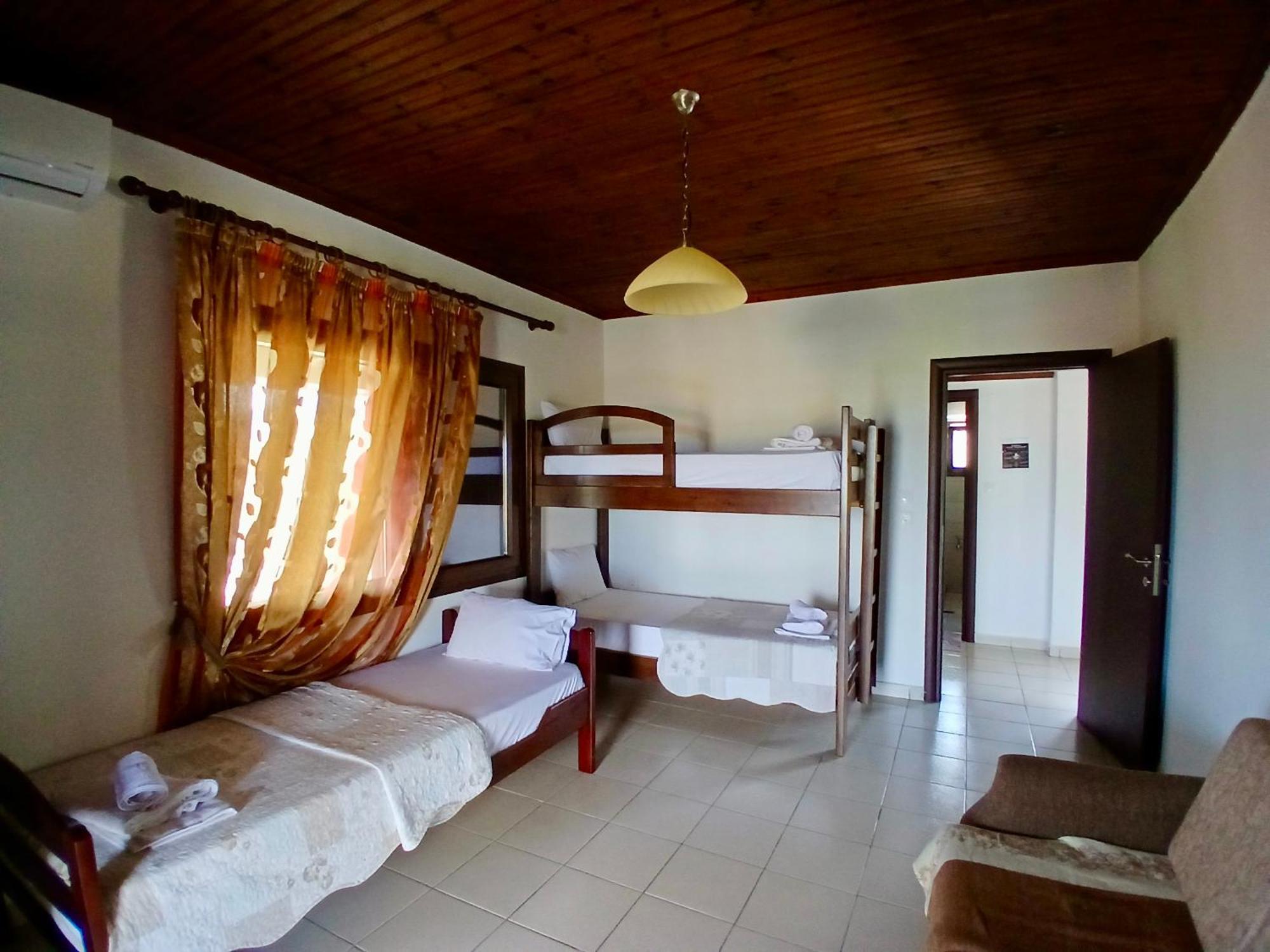 Anna Dani Apartments Vourvourou Esterno foto